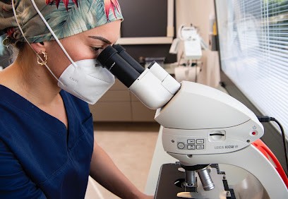 Docteur Corley Claire, Dentiste à Pau