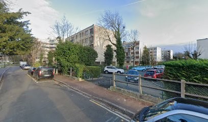 Biguenet M et Moret P (S.C.P.), Dentiste à Marly-le-Roi