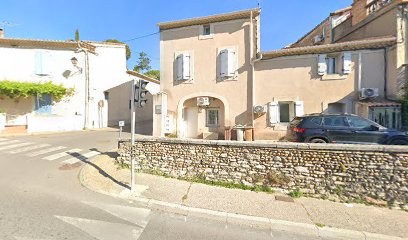 Saint-Martin Jean, Dentiste à Châteauneuf-de-Gadagne