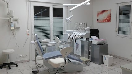 Dentiste - Dr Rudy Sitruk, Dentiste à Formerie