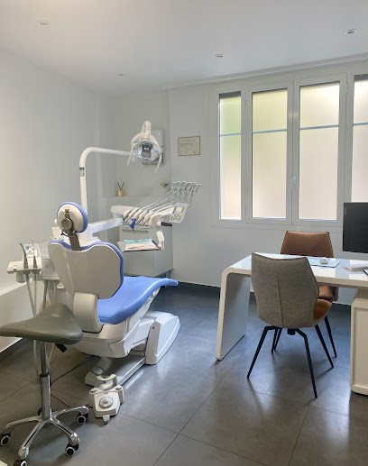 Dr Thao NGUYEN - Chirurgien dentiste, Dentiste à Nice