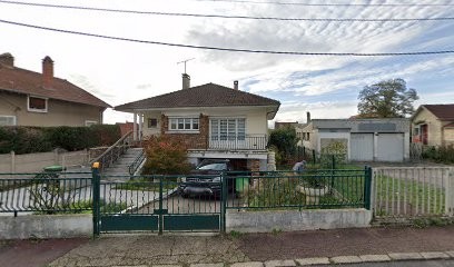Dr Florie PRADINAS, Dentiste à Saint-Michel-sur-Orge