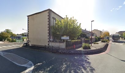 Steene Nils, Dentiste au Cheix