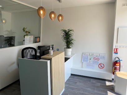 Dental Practice Dr. AZAÏS Bruno, Dentiste à Colomiers