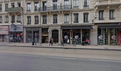 Fermanian Robert, Dentiste à Lyon 06