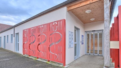 Mutualiste Dental Center, Dentiste à Montret