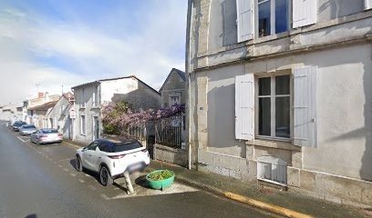 Voisin Valerie, Dentiste au Gué-de-Velluire