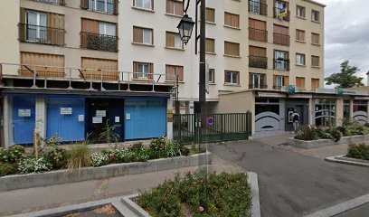 Swinburne Romain, Dentiste au Plessis-Trévise