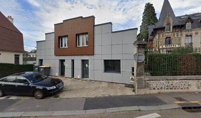 Verena Bezin, Dentiste à Rouen