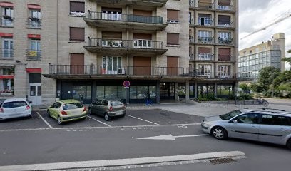 Anne-Valérie Amans, Dentiste à Troyes