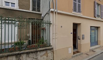 Dr Célestine Savary, Dentiste à Collonges-au-Mont-d'Or