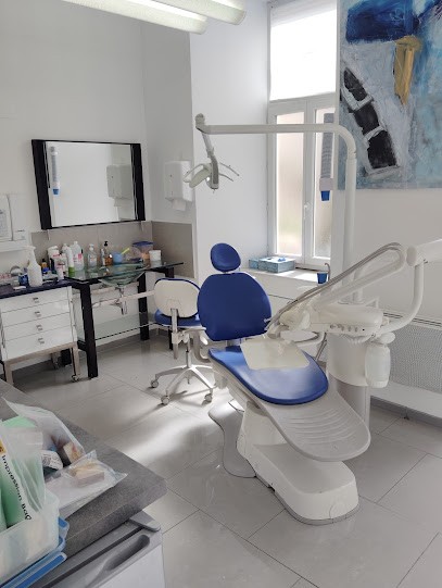 Cabinet dentaire des monts de Lacaune, Dentiste à Lacaune