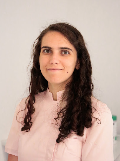 Dr Fernandez Acosta, Dentiste à Paris 09