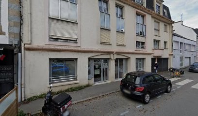 Godener Romain, Dentiste à Pontivy