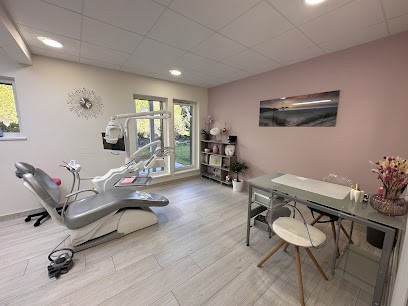 Dr Celia LUX, Dentiste à Oberschaeffolsheim