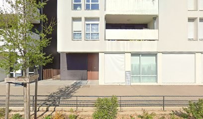 Thomas Guillaume, Dentiste à Décines-Charpieu