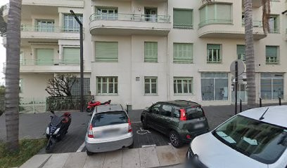 Lasseri Alain, Dentiste à Nice