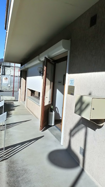 Grangerat Jean-Pierre, Dentiste à Magland