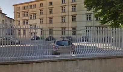 Centre Dentaire Mutualiste AÉSIO Santé, Dentiste à Valence