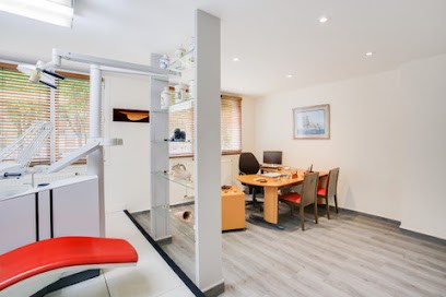 Dr François Evenou, Dentiste à Paris 16