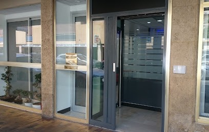 Docteur Pierre Paoli, Dentiste à Hyères