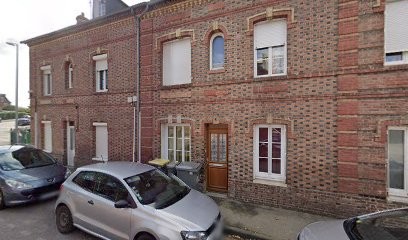 Bera Emmanuelle, Dentiste au Neubourg