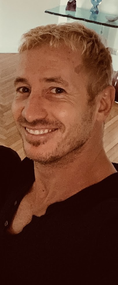 Elgrably Stéphane, Dentiste à Paris 16