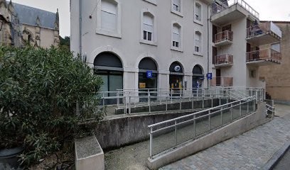 Derville Xavier, Dentiste à Vals-les-Bains