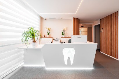 Dr. Daniel Valle Ortiz, Dentiste à Saint-Raphaël