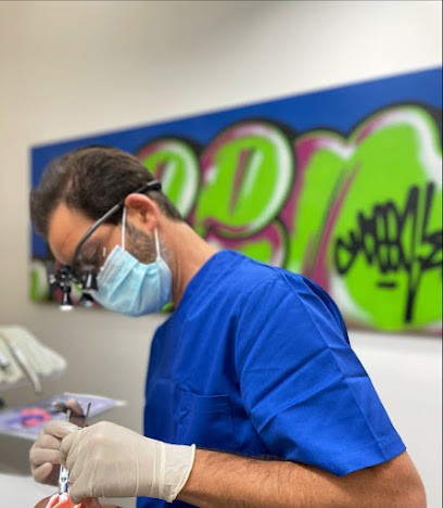 Dr ELLENBERG ERAN Cabinet Dentaire De La Mairie De Clichy, Dentiste à Clichy