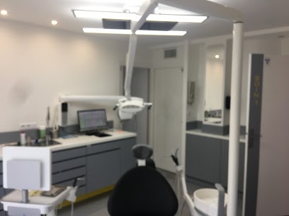 Dr. Jean-Luc Attal - Dentist Toulouse, Dentiste à Toulouse