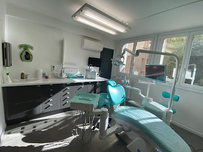 Dr Razafintsambaina Tatiana Dentiste, Dentiste à Marseille 08