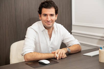 Dr Nathaniel Temstet, Dentiste à Paris 16