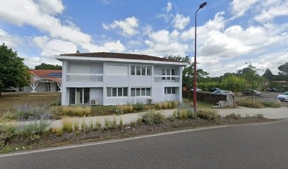 Radanielina, Dentiste à Pissos