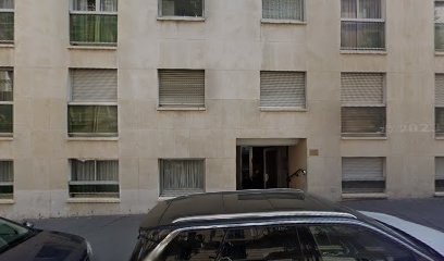 André Christiane, Dentiste à Paris 15