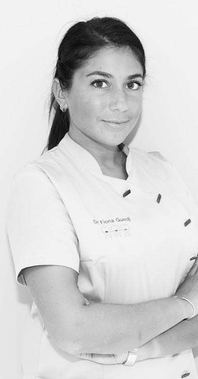 Docteur Fiona Guedj - Orthodontie - Gouttières transparentes thermoformées, Dentiste à Paris 16