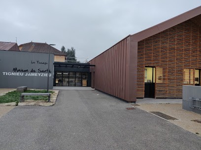 Giry Claire, Dentiste à Tignieu-Jameyzieu