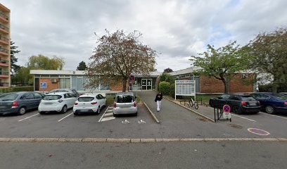 Laurence Picot, Dentiste à Élancourt