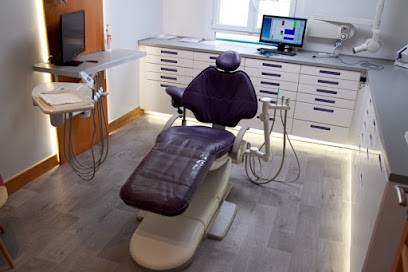 Docteur Philippe DUVAL, Dentiste à Dreux