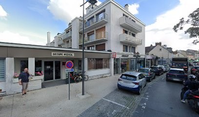Prélot Marie-Josèphe, Dentiste à Orsay