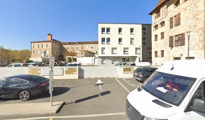 Elsa Leboff, Dentiste à Figeac