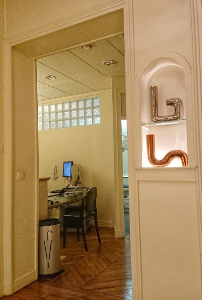 Isabelle Barril-Cochet, Dentiste à Paris 16