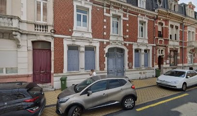 Alice Henaut, Dentiste à Calais