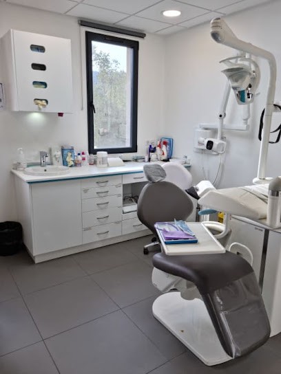 Docteur Macario Alexandre, Dentiste à Mougins