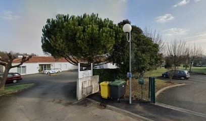 SCM Gaston Palvadeau, Dentiste à Saintes