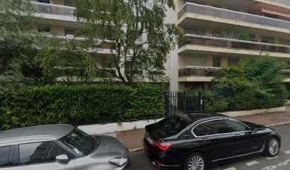 Dr Guy Marzouk, Dentiste à Issy-les-Moulineaux