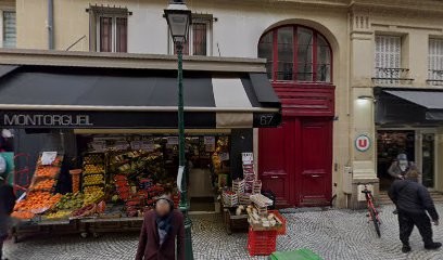 Doat Lucien, Dentiste à Paris 02