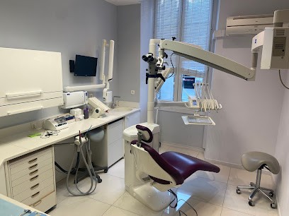 Dr Thomas Cormouls-Houles - Implantologie & Esthétique, Dentiste à Nice