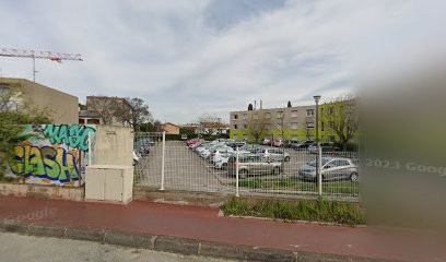 --, Dentiste à Montpellier