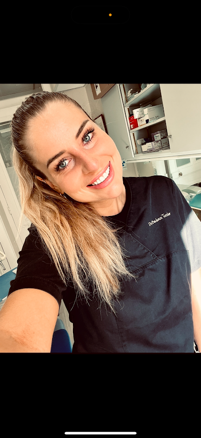 Dr Marine Badoux Dentiste à Lyon 08